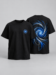 Ilustrasi kaos hitam dengan contoh sablon DTF biru pada dada dan belakang